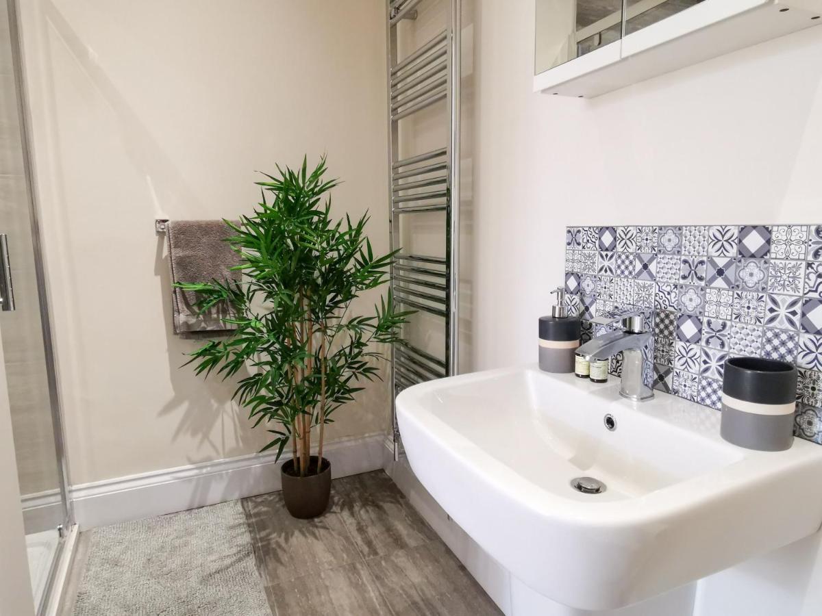 Parsons Apartments By Week2Week Westoe 外观 照片